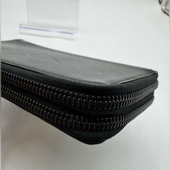 Burberry-Authentic-Black Label Crestridge Double Zippy Wallet/Organizer Like New - Picture 6 of 15